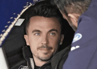 Frankie Muniz, actor de Malcolm el de en medio, se convertirá en piloto de NASCAR a tiempo completo