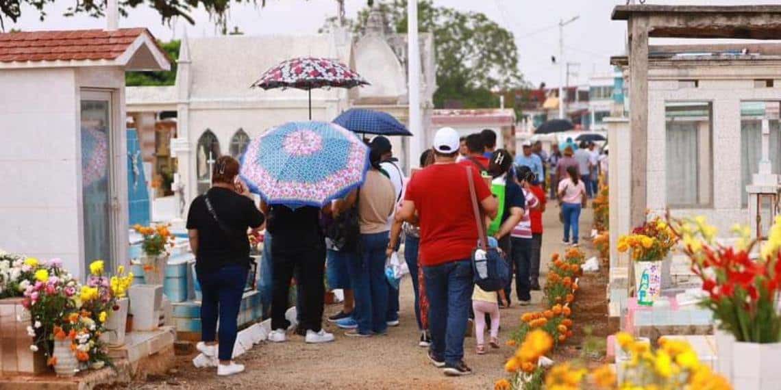 Acudieron 37 mil 615 visitantes a panteones municipales; la mayor cifra desde hace 3 años